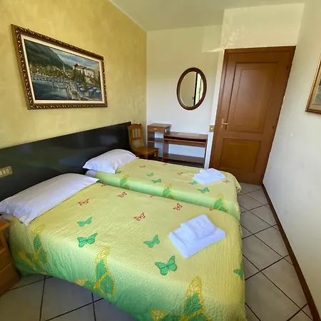 Nonna Cecilia Puegnago sul Garda